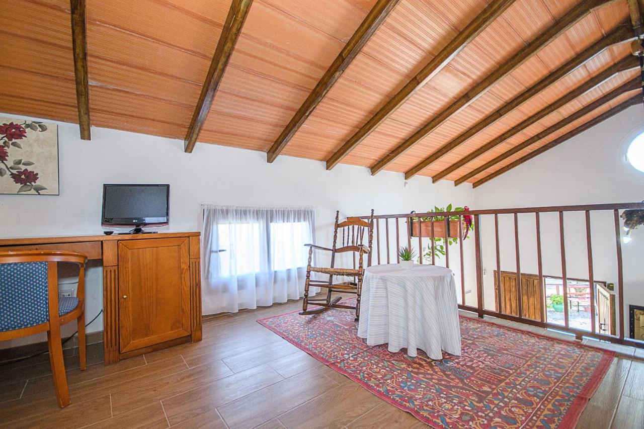 הוילה ארדאלס Cubo'S Casa El Pantanillo מראה חיצוני תמונה